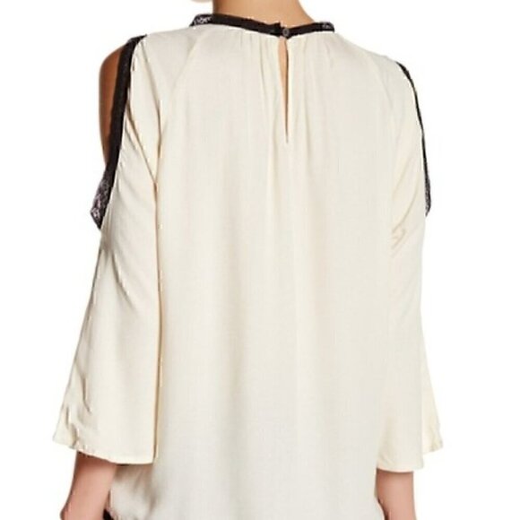 RO&DE ANTHROPOLOGIE Lace Trim Cold Shoulder Blouse Cream Ivory Black 3/4 Sleeve - Picture 3 of 14